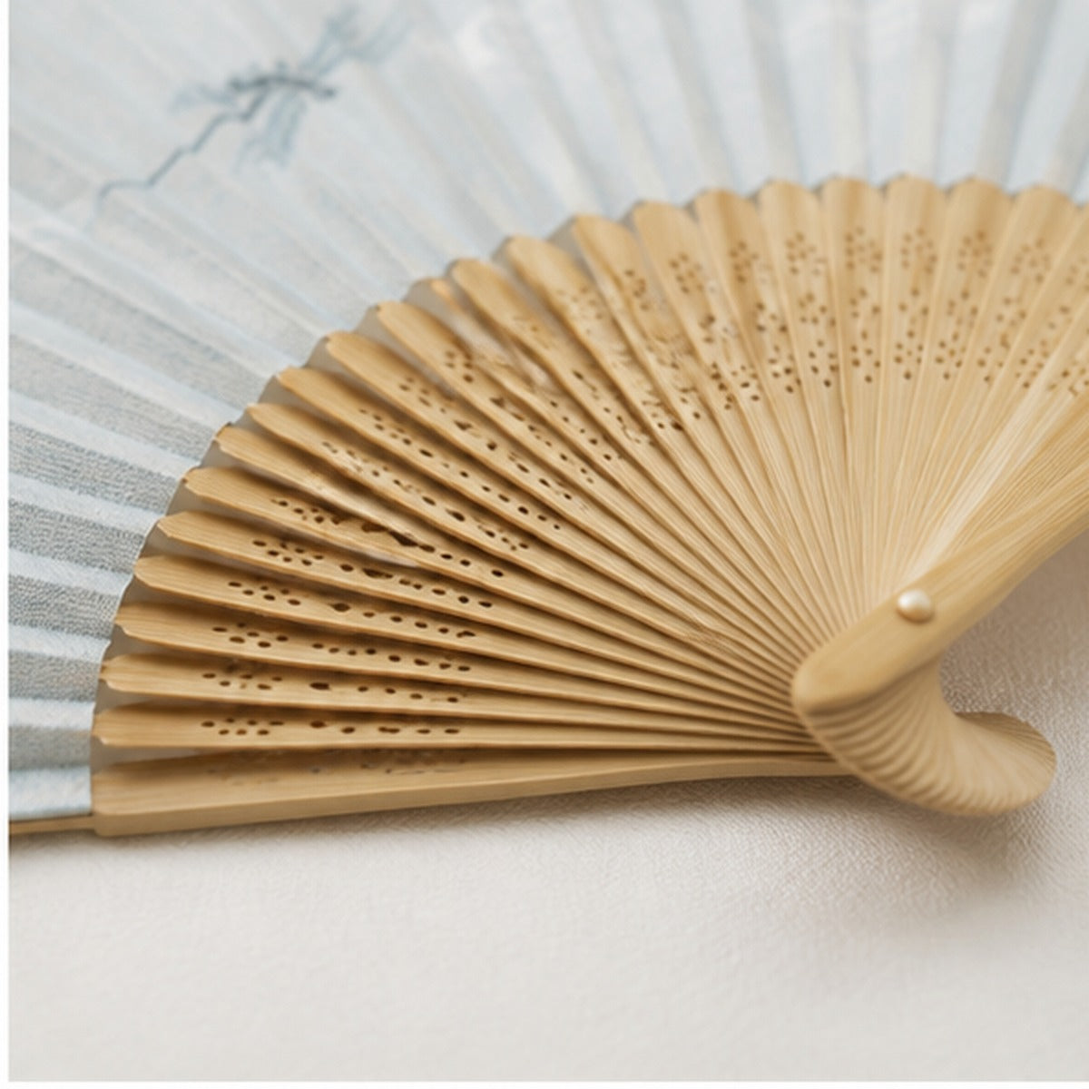 月白 とんぼ柄 扇子セット｜おしゃれ 持ち歩き 夏小物 レディース メンズ プレゼント ギフト